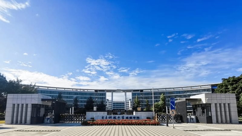 成都电子配件批发加盟：揭秘成功之路
