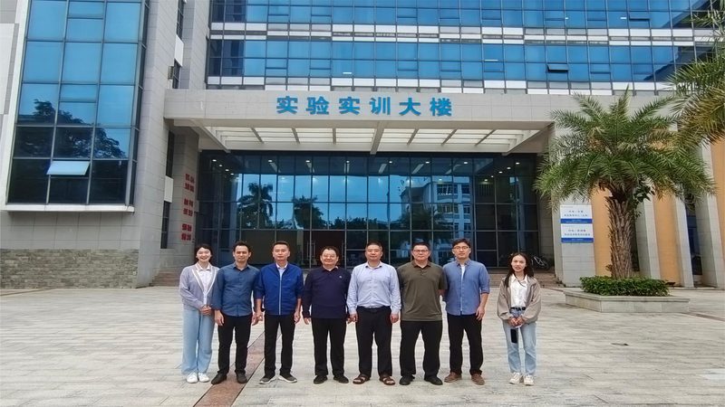贴片机选型：如何从原理到实际应用一步到位